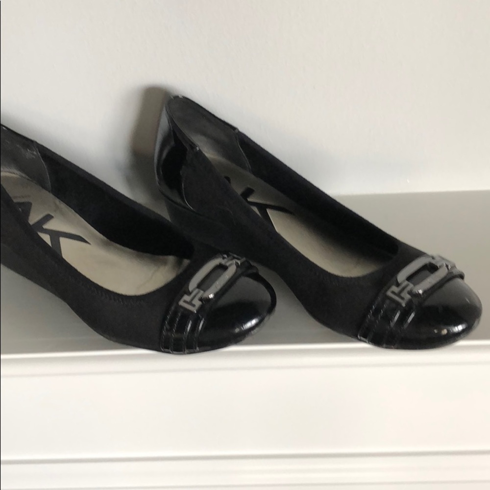 Anne Klein wedge/flat